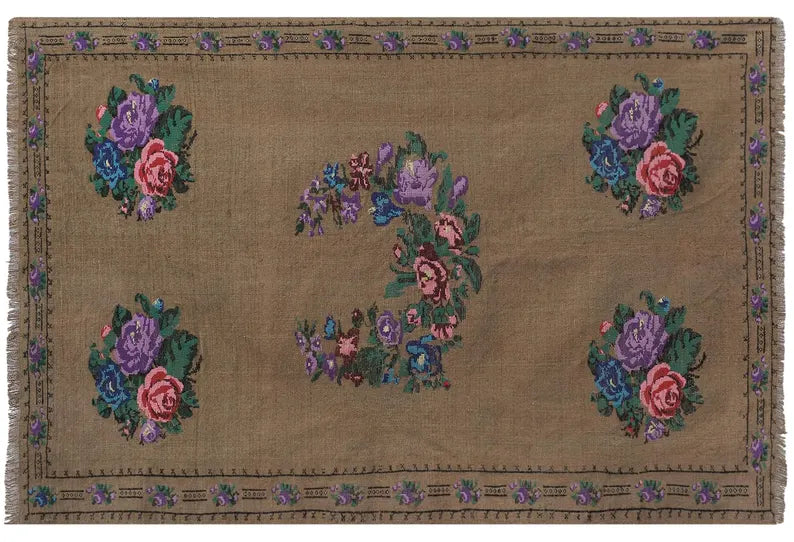 edit8: Embroidered Floral Mini Rug