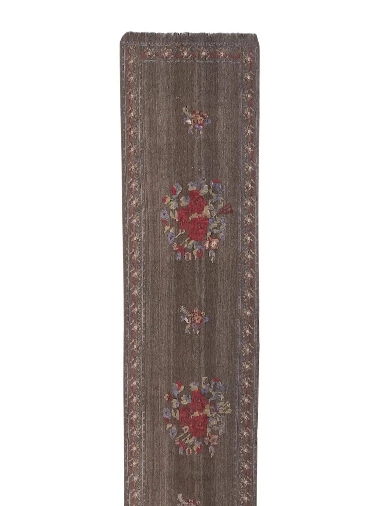 edit58 Embroidered Runner Rug: edit6